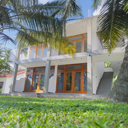 New Ocean Breeze Madiha Hotel Matara Exterior photo